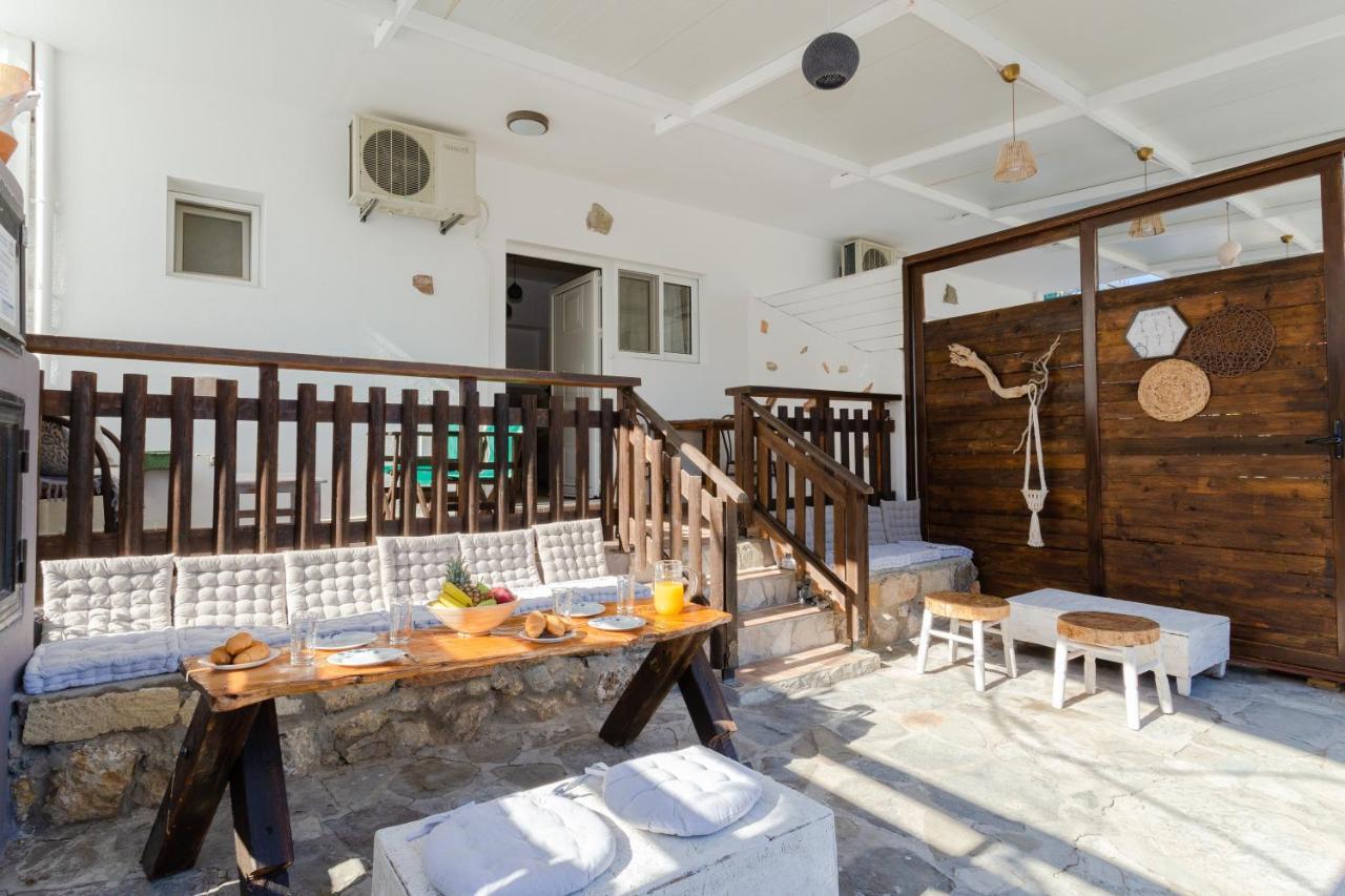 Christos Studios And Family Apartments Stegna Exterior foto