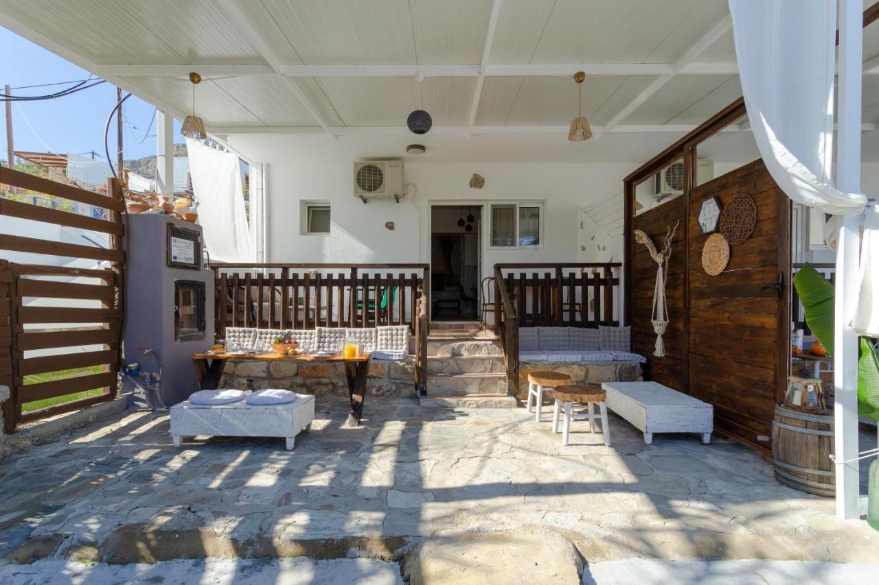 Christos Studios And Family Apartments Stegna Exterior foto